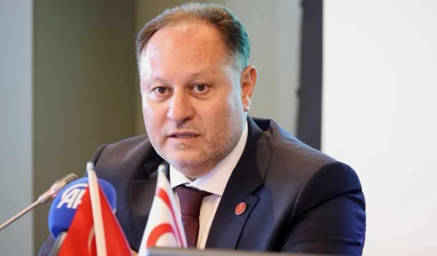 Öztürkler: F-16 savaş uçakları Lefkoşa semalarında buranın gerçek sahiplerinin Kıbrıslı Türkler olduğunu gösterdi