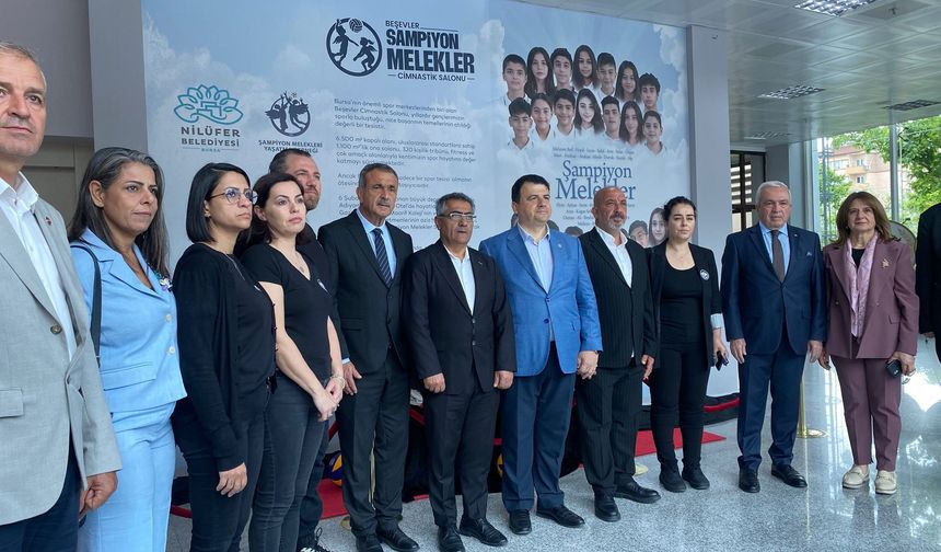 Başkan Uluçay, “Beşevler Şampiyon Melekler Cimnastik Salonu” isim verme törenine katıldı