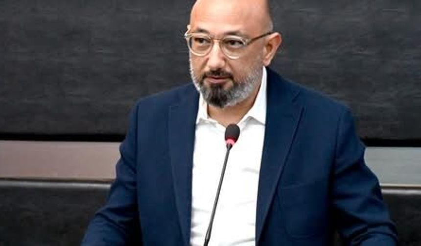 Birikim Özgür’den hükümete “deve kuşu siyaseti” eleştirisi