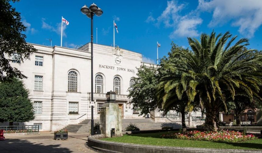 Hackney’de tarihi sonuç: 24 yıllık İşçi Partisi dönemi sona erdi