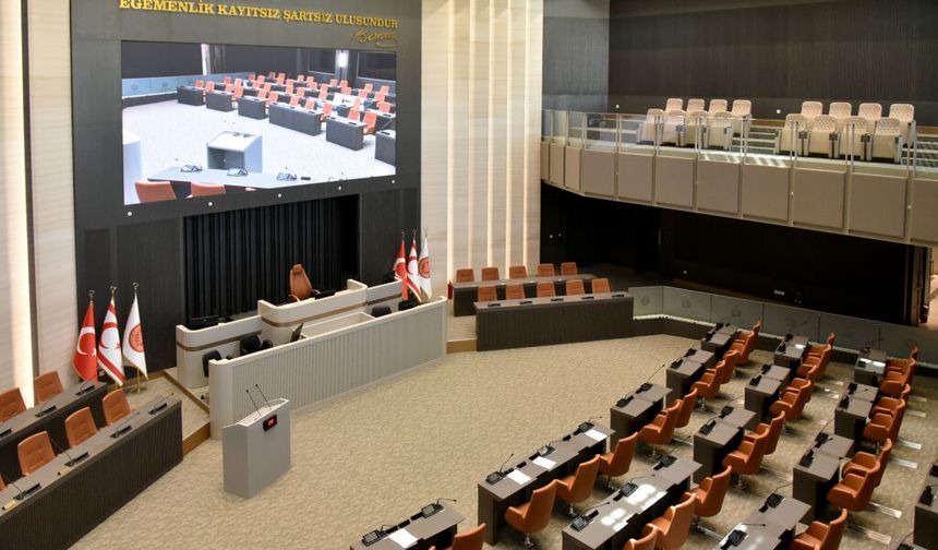 İki yasa tasarısının ivediliği onaylandı