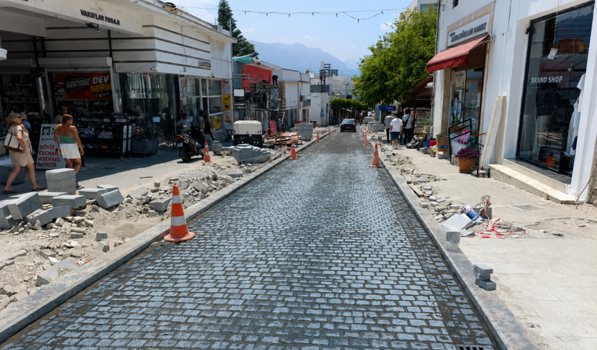 Şenkul: Çarşımızı daha güzel ve yaşanabilir hale getiriyoruz
