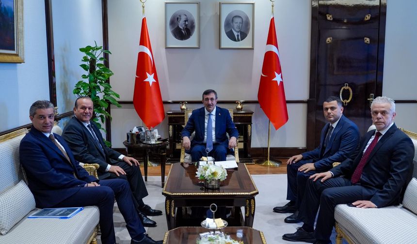 Ataoğlu, Cevdet Yılmaz ile bir araya geldi