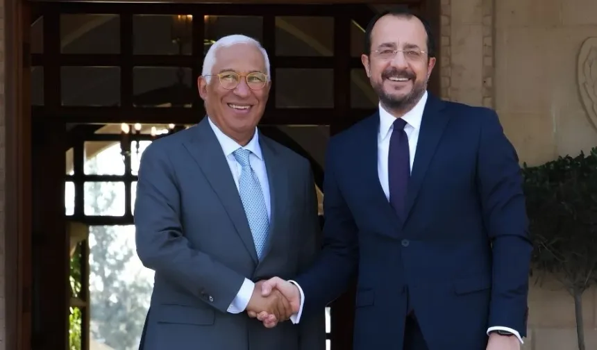 Nikos Hristodulidis, AB'nin Kıbrıs rolünü Antonio Costa ile görüştü
