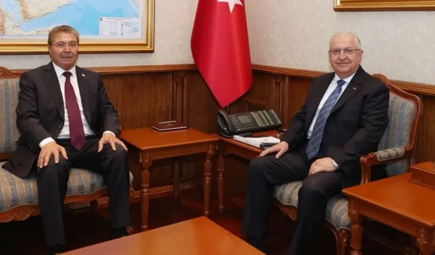 Başbakan Üstel, Ankara’da Türkiye Cumhuriyeti Millî Savunma Bakanı Güler ile görüştü