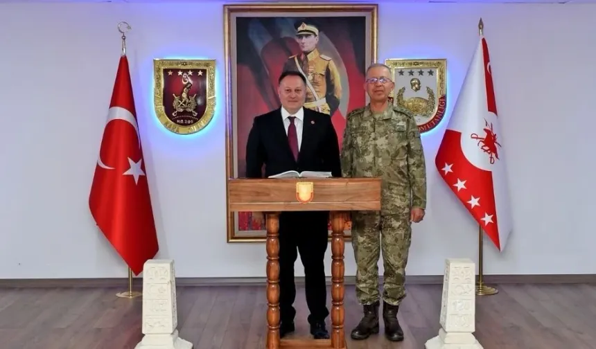 Öztürkler, 2. Ordu Komutanı Topaloğlu’nu ziyaret etti: Yürütülen faaliyetler aktarıldı