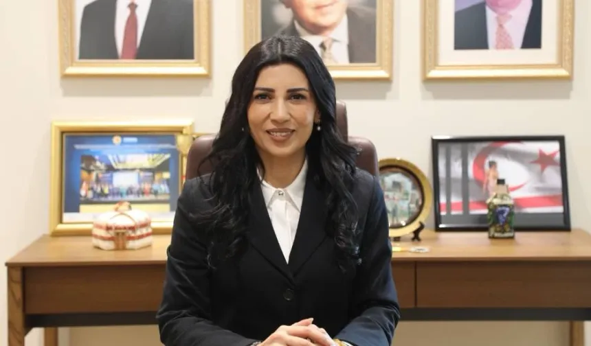 Fazilet Özdenefe: KKTC A Milli Futbol Takımı’na bu akşam oynayacakları maçta başarılar dilerim