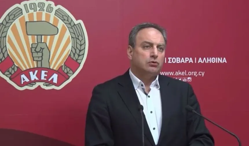 AKEL Genel Sekreteri Stefanu'dan NATO'lu çözüm senaryolarına ret