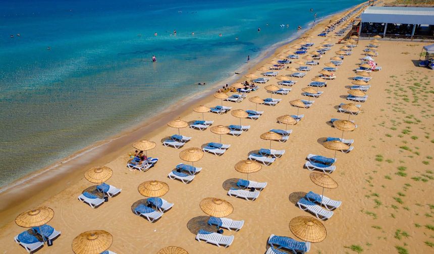 Gazimağusa’daki tüm plajlar halkın kullanımına açıldı