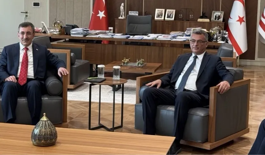 Tufan Erhürman, Cevdet Yılmaz'ı kabul etti