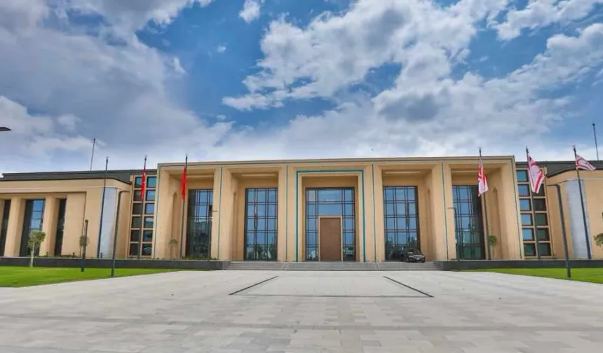 Cumhurbaşkanlığı'ndan Avrupa Parlamentosu kararına tepki: Çözüm çabalarına zarar veriyor