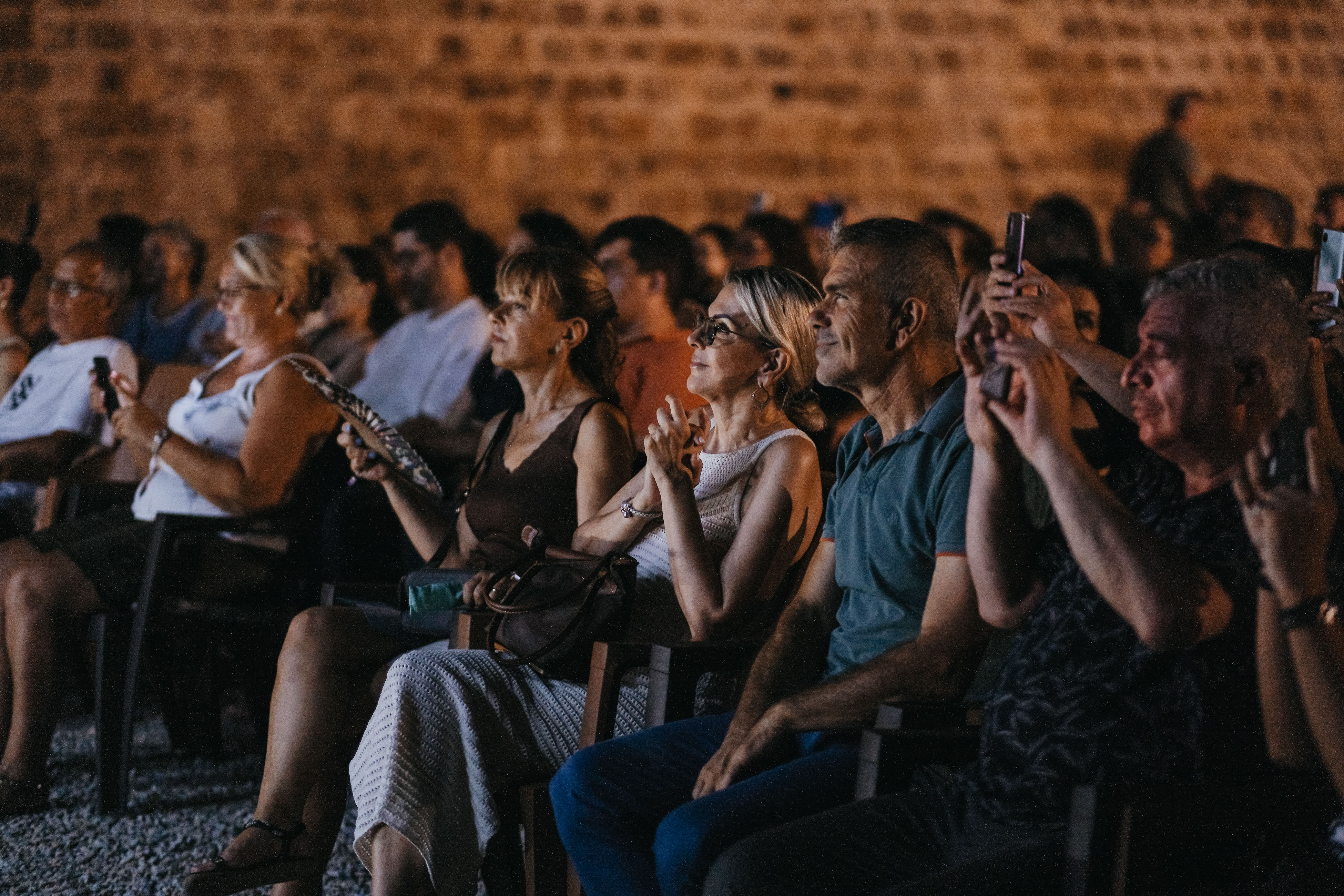 E Gazimagusa Festivali Populer Dizi La Casa De Papel’in Sevilen Sarkisi “My Life Is Going On’’ Othello Kalesi’nden Yukseldi 8